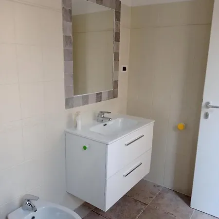 Holiday home Ginny's